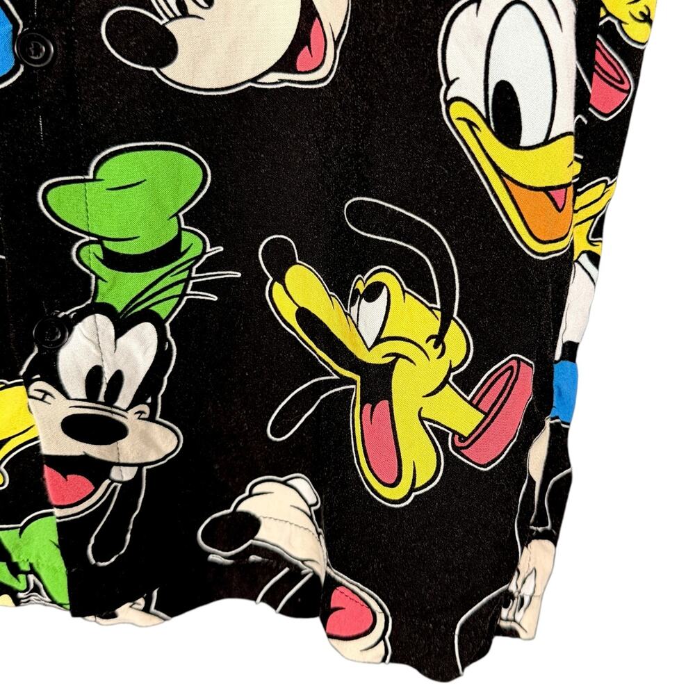 Disney Mickey Mouse Friends Black Short Sleeve Men's S Camp Collar Resort Shirt - Picture 6 of 7